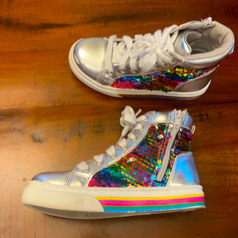 Sequence sneakers for girls. Are size 2. Worn once